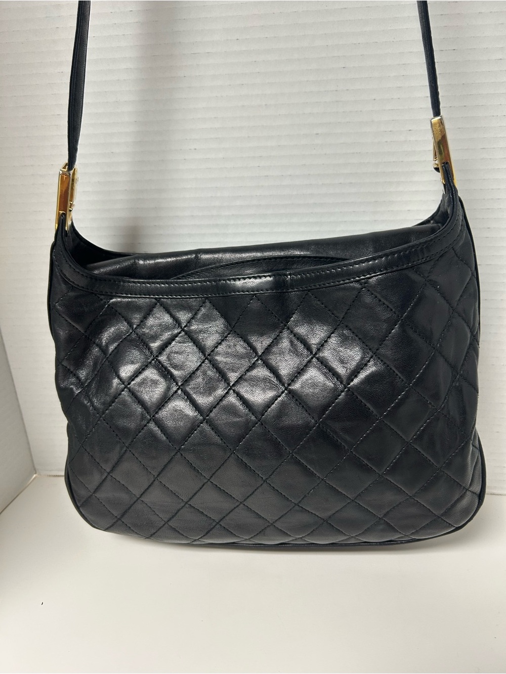 VTG Black Leather Quilted Red Leather Interior Purse Bag Italian Custom Quality
